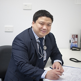 Dr Ben Tran